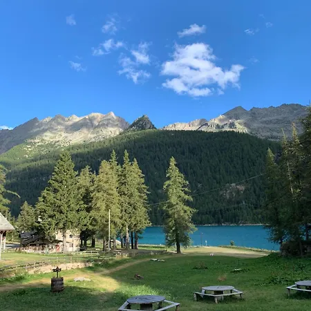 Ξενοδοχείο Del 2*